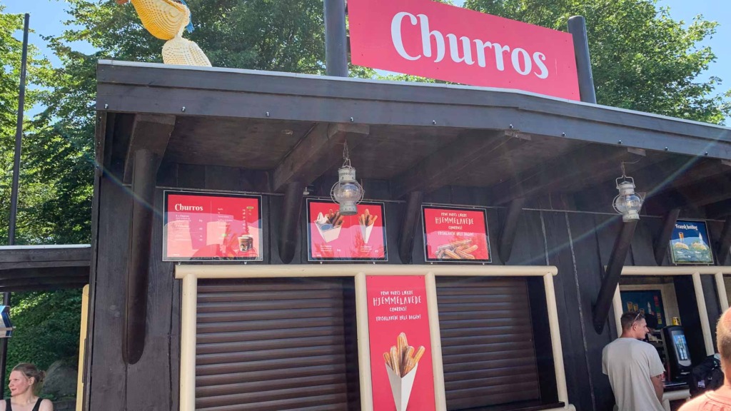 Churros i Legoland sælger de søde og hjemmelavede churros.