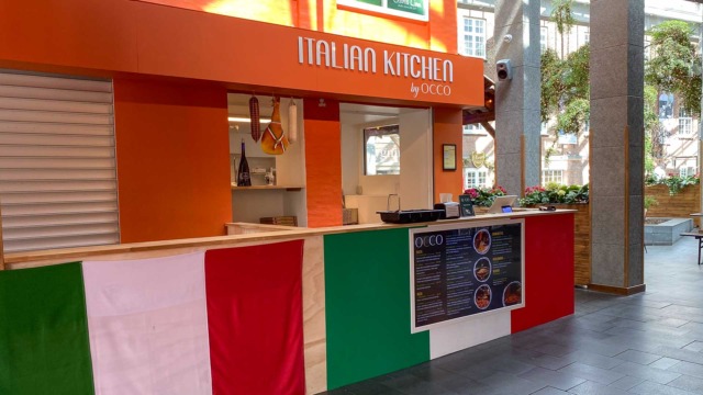 Italian Kitchen by OCCO i Vejle er et farverigt køkken i Paladspassagen.