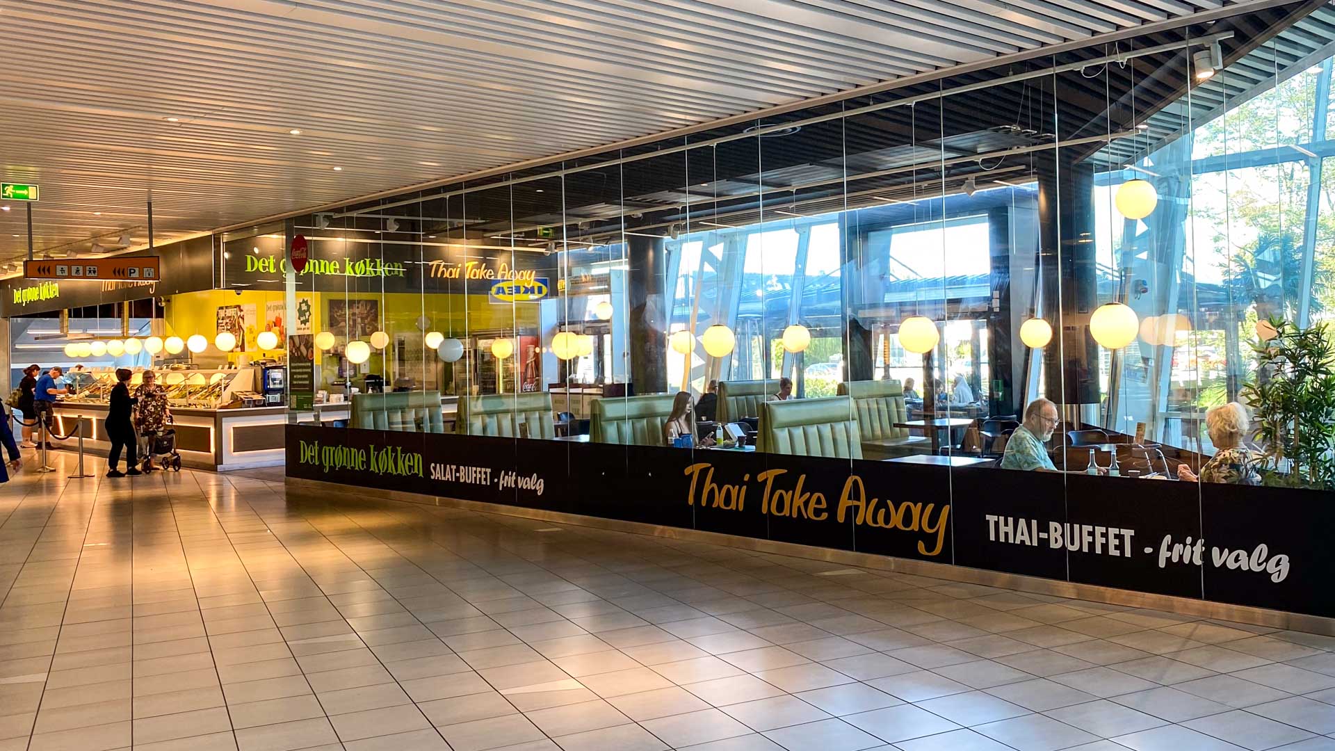 Det grønne køkken Thai Take Away er et stort spisested i Bryggen.