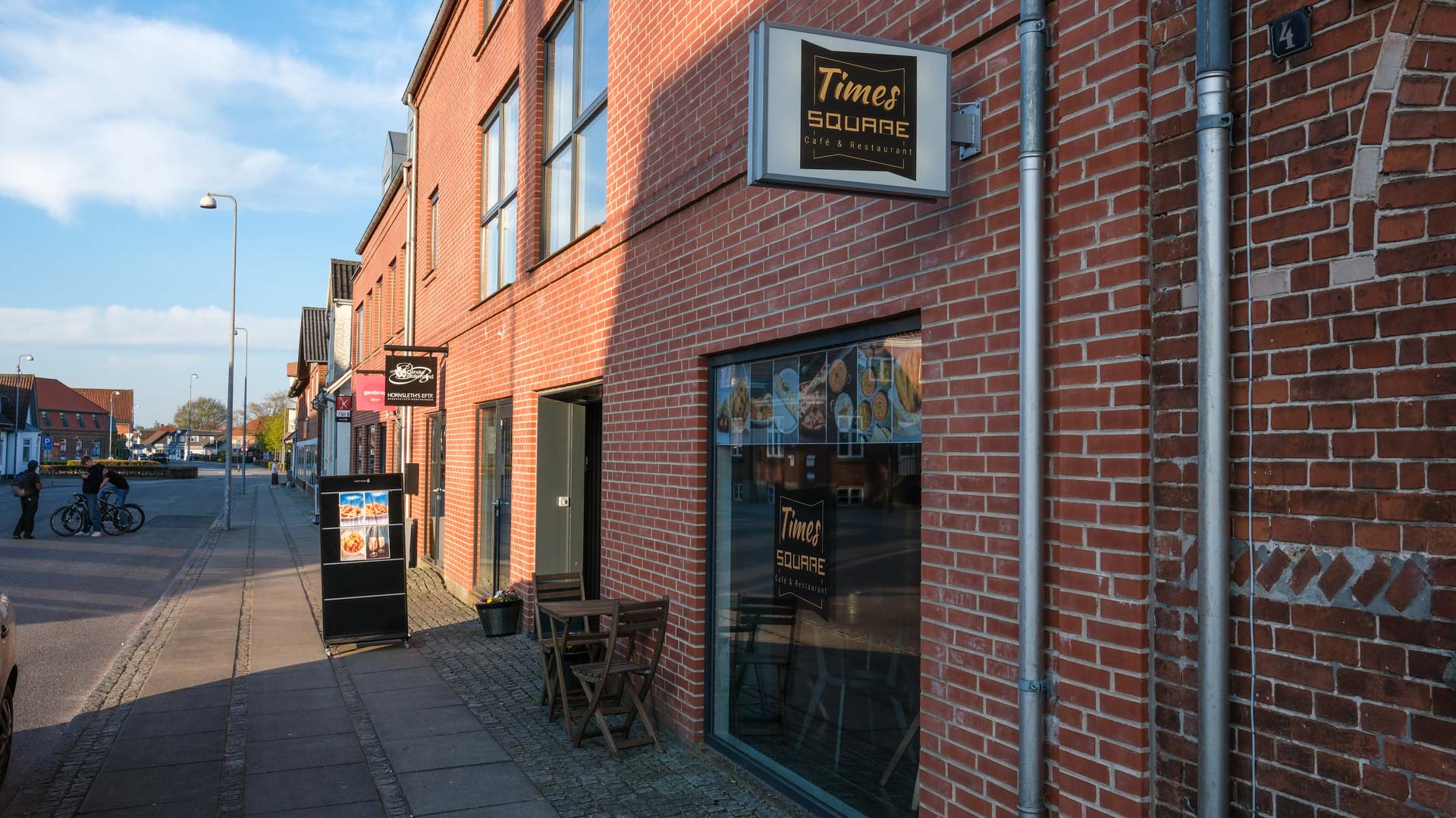 Times Square Café og Restaurant Hedensted