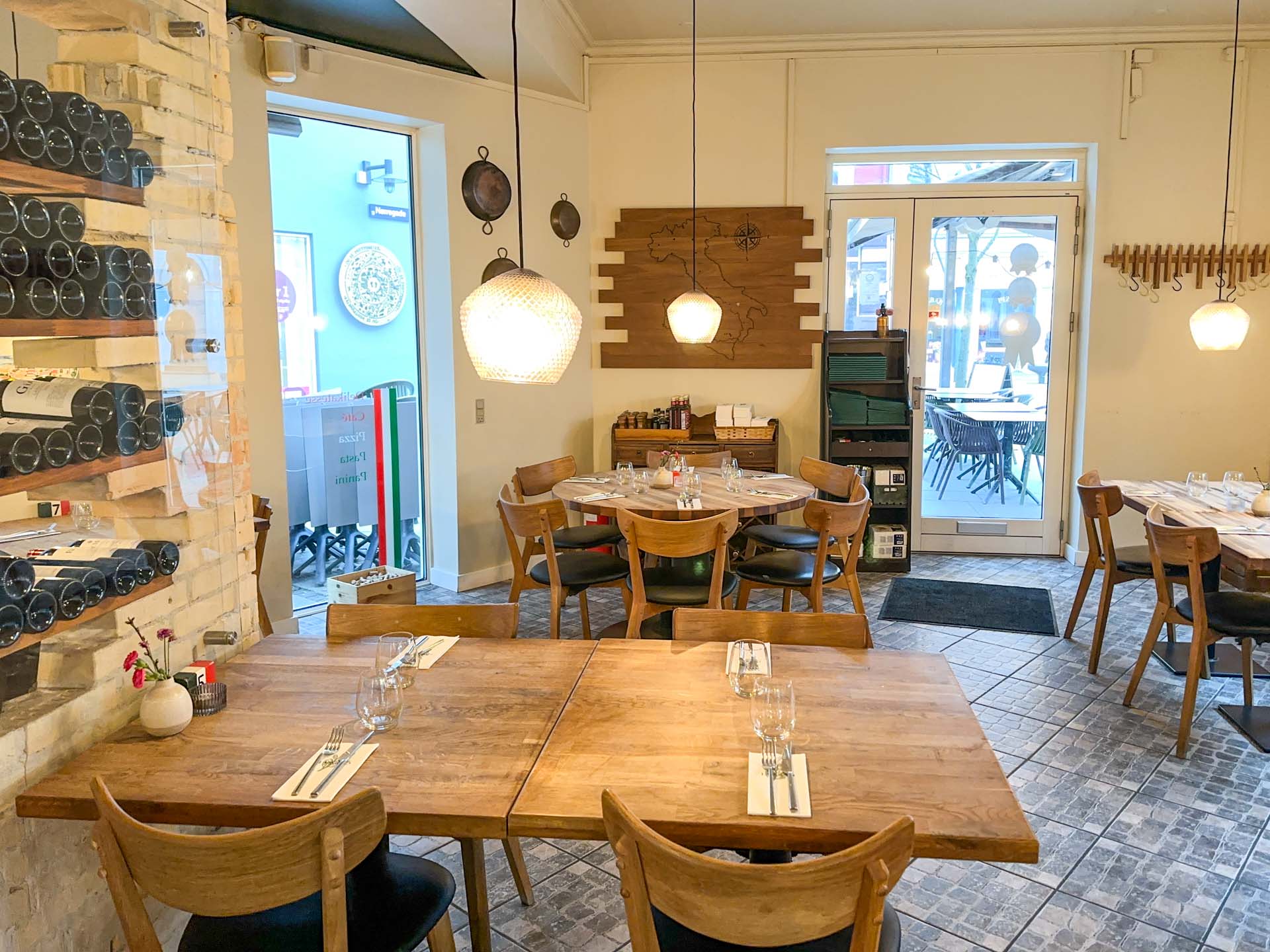 L´Angolo Italianoer hyggelig I Midtpunktet i Vejle. 