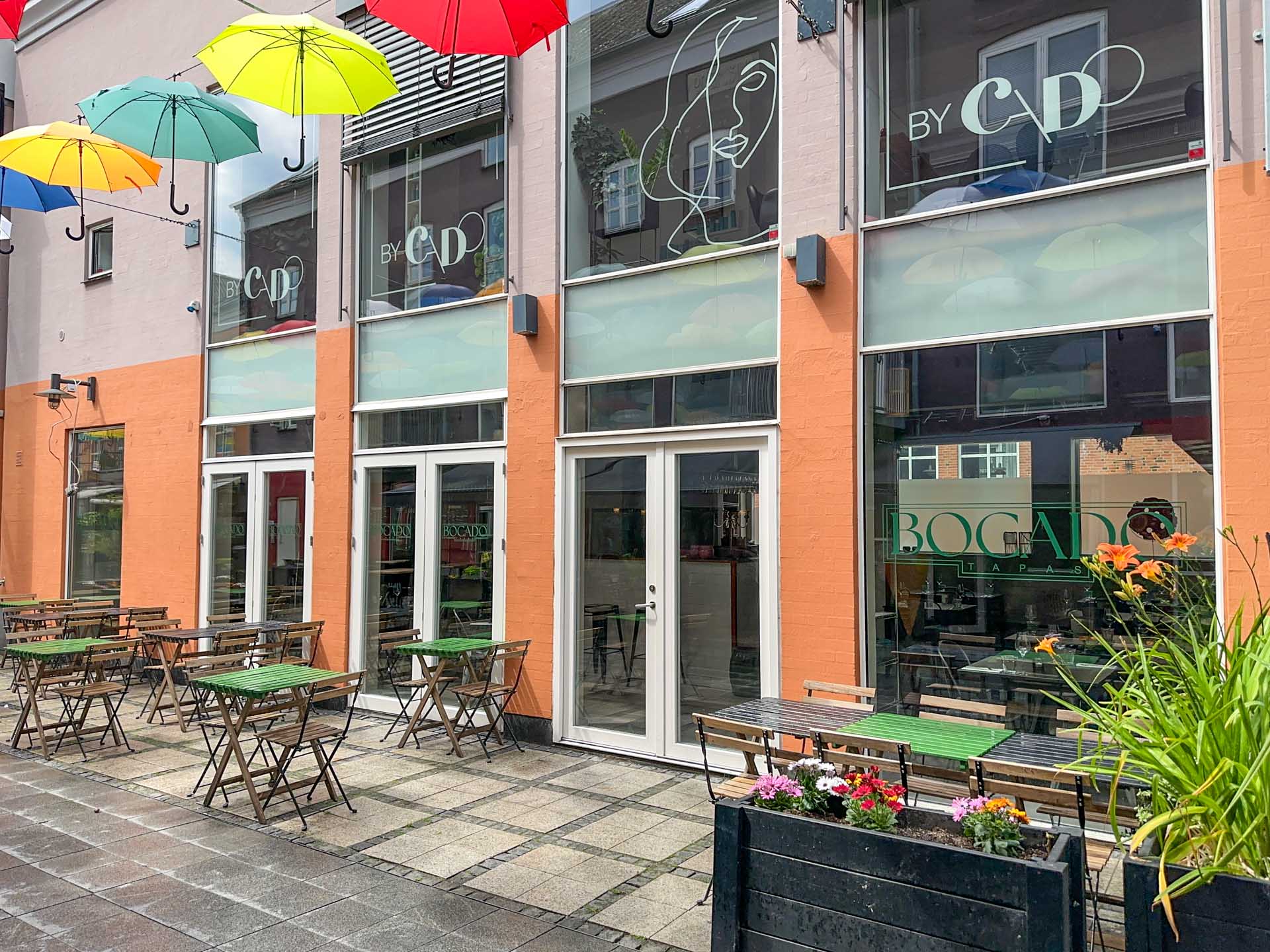 Bocado Tapas i Vejle Midtpunkt set udefra.