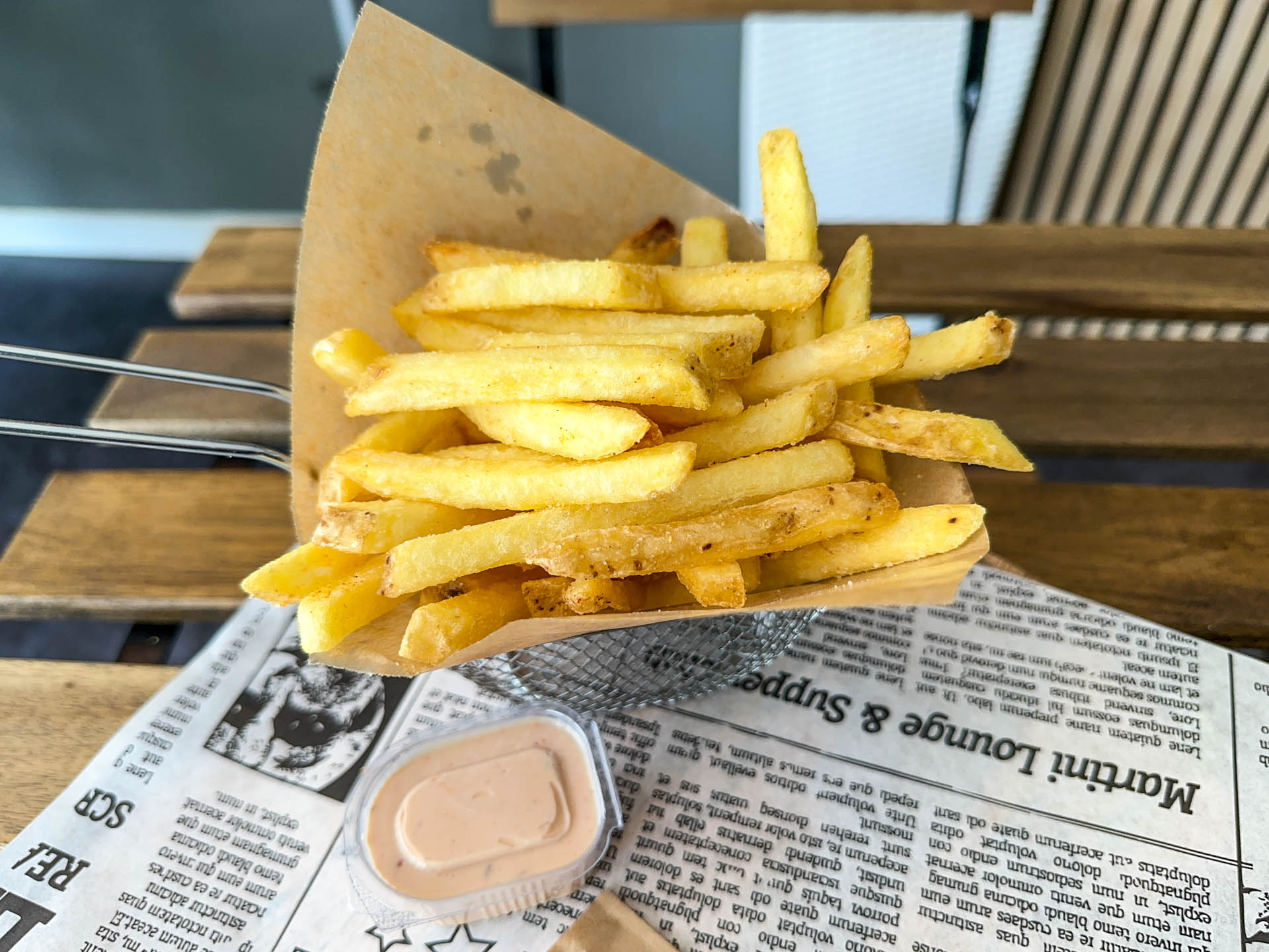 Pommes frites hos Retro Burger i Vejle.