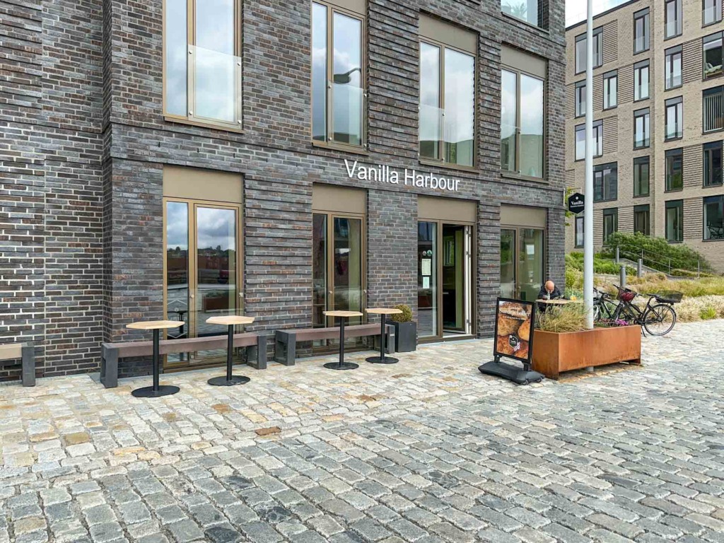 Vanilla Harbour ligger på Havneøen i Vejle.