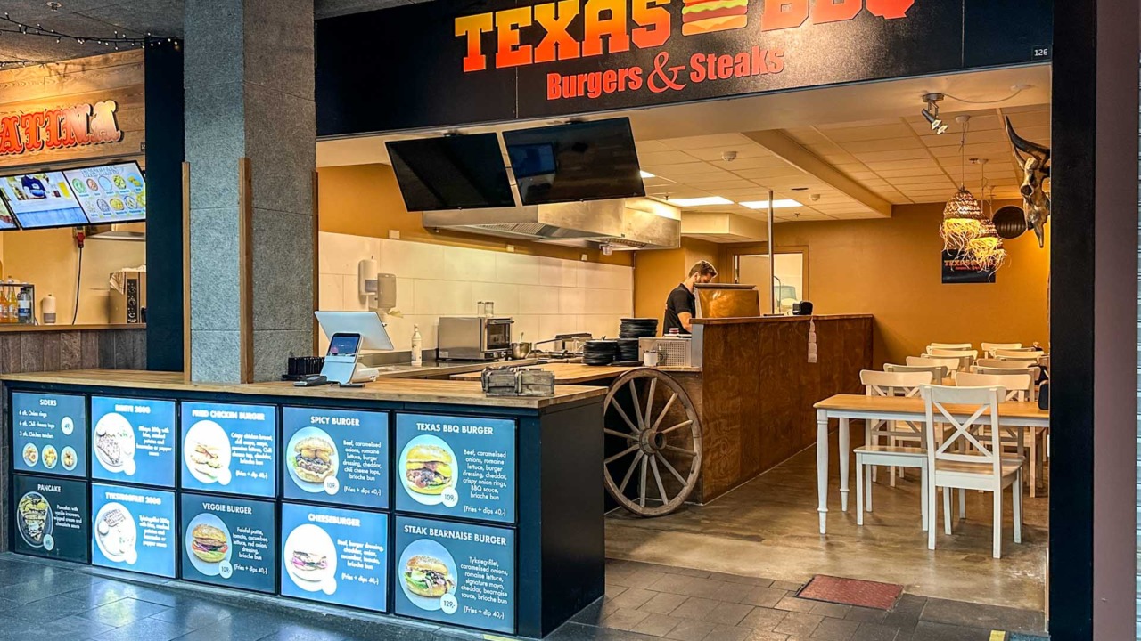 Texas BBQ ligger i Paladspassagen.