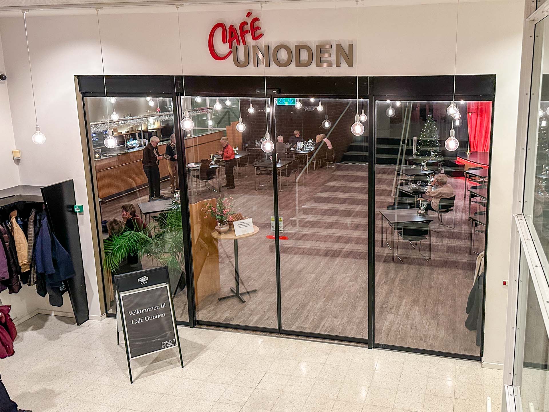 Unoden er caféen hos Vejle Musikteater.