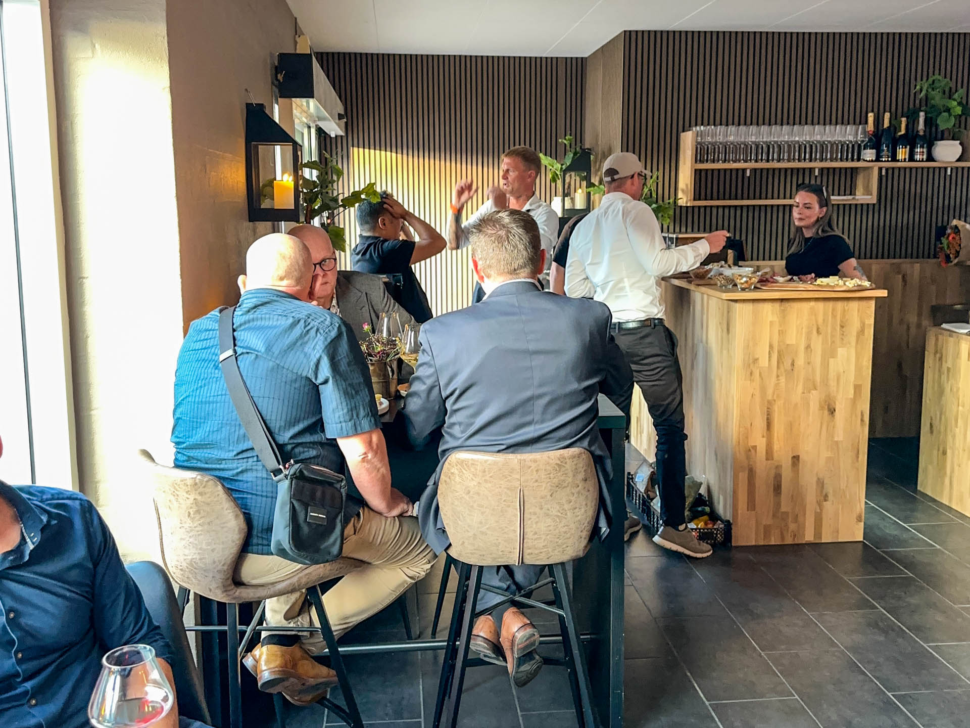 Min vinbar i Hedensted er hyggelig