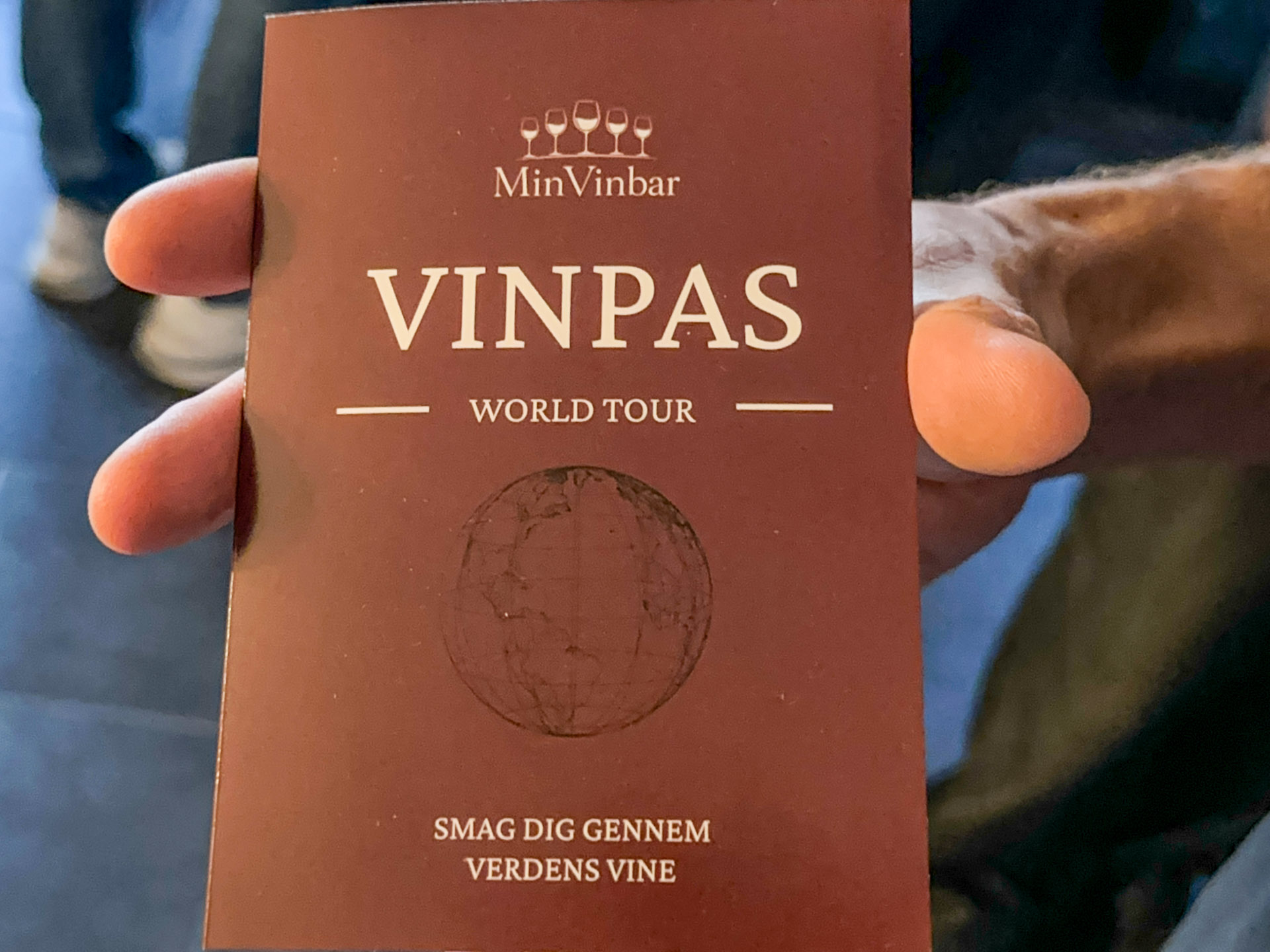 Med et Vinpas hos Min Vinbar i Hedensted får du gratis vin ved det 10. glas. 